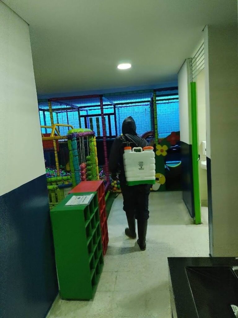 Control de plagas en un jardín infantil en Bogotá